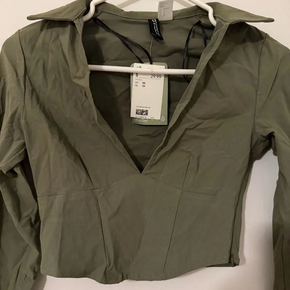 H&M top - Picture 2 of 2